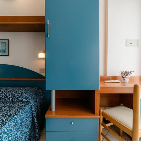 Hotel Golf Cattolica Extérieur photo