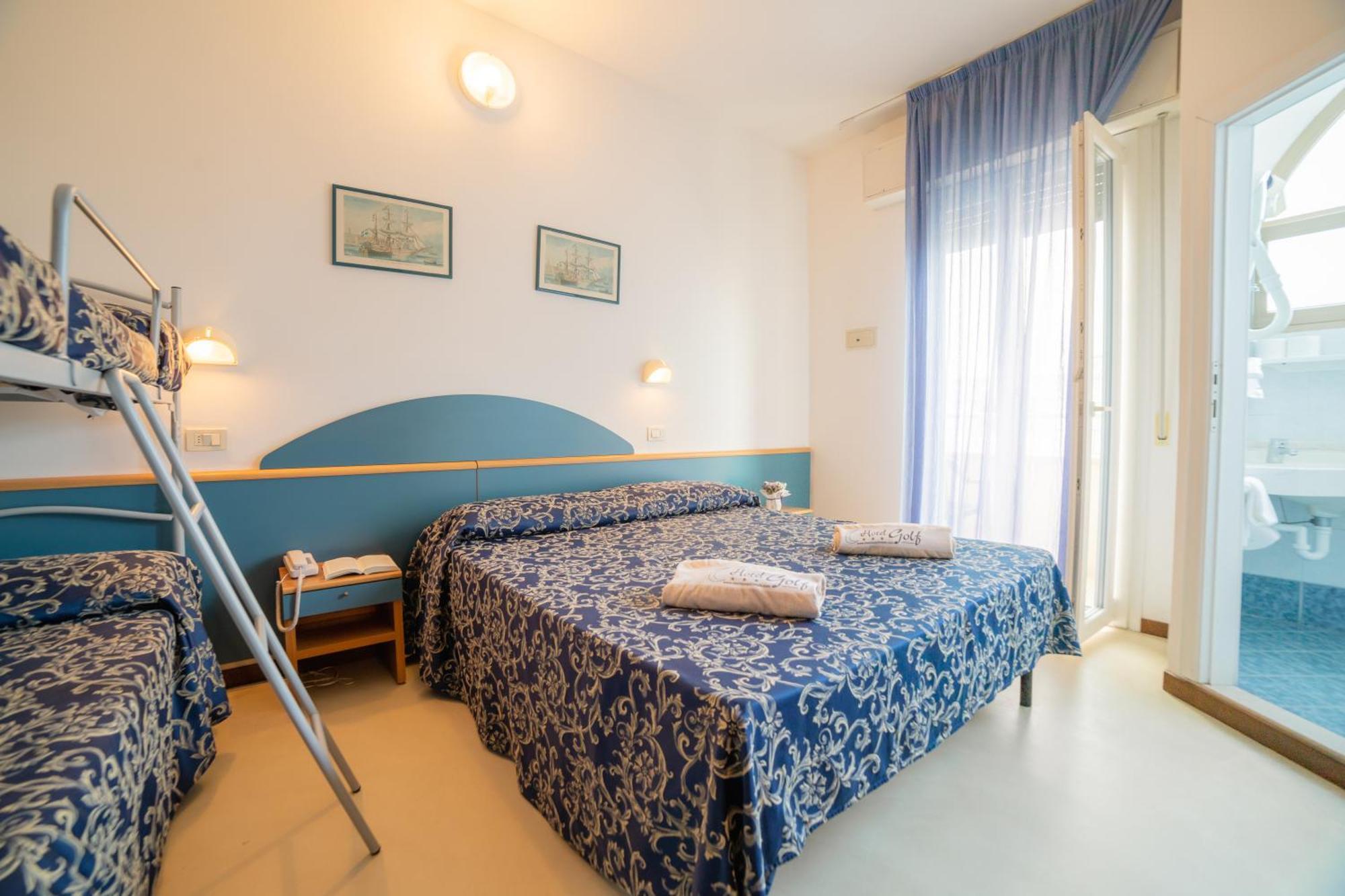 Hotel Golf Cattolica Extérieur photo